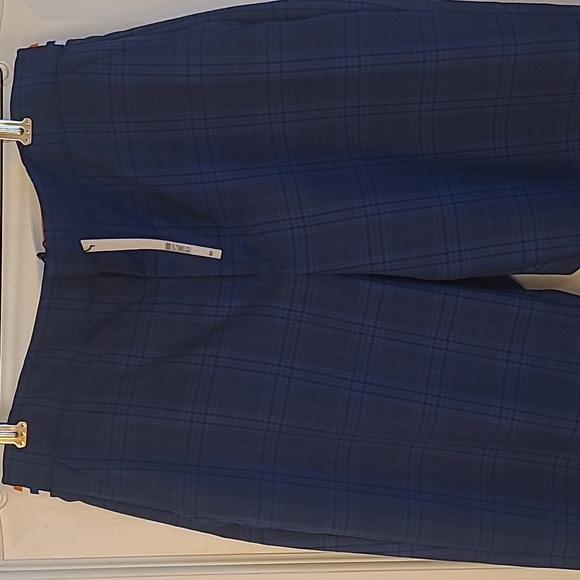 NWT BB Dakota Work it Out Blue Plaid Cropped Pants with Pockets - Picture 3 of 16
